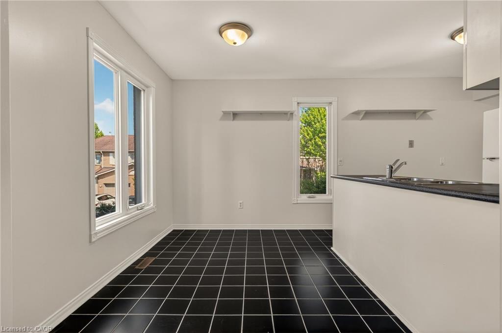 19-11 Pirie Drive Property Photo 24