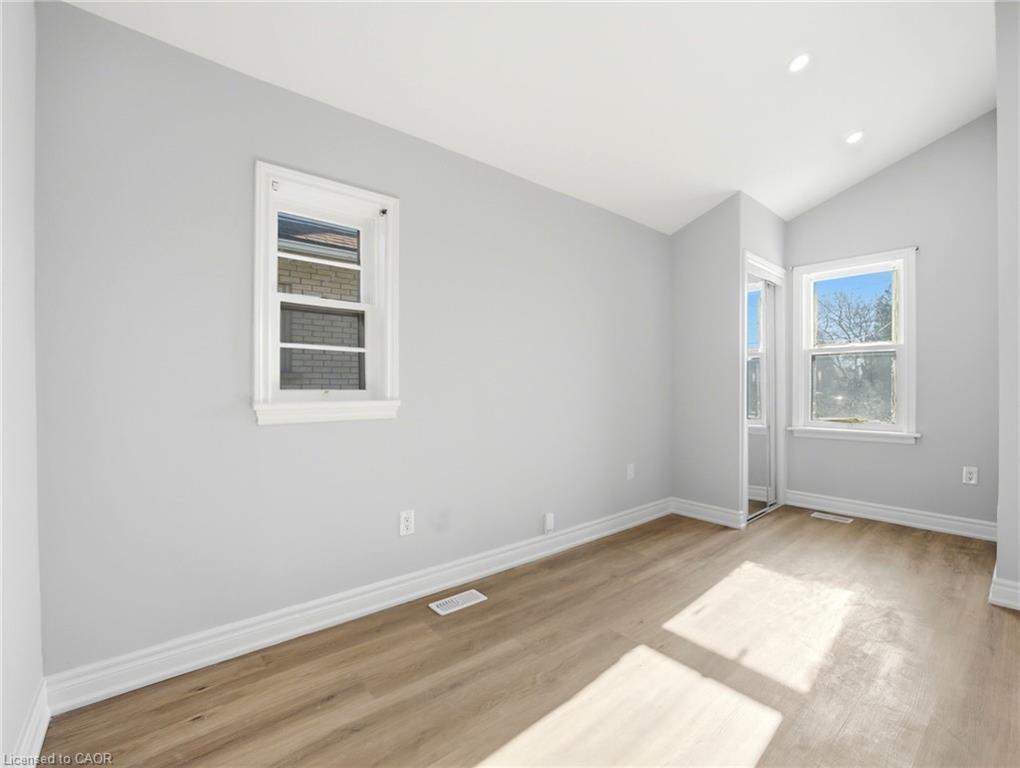 86 Adair Avenue S Property Photo 14
