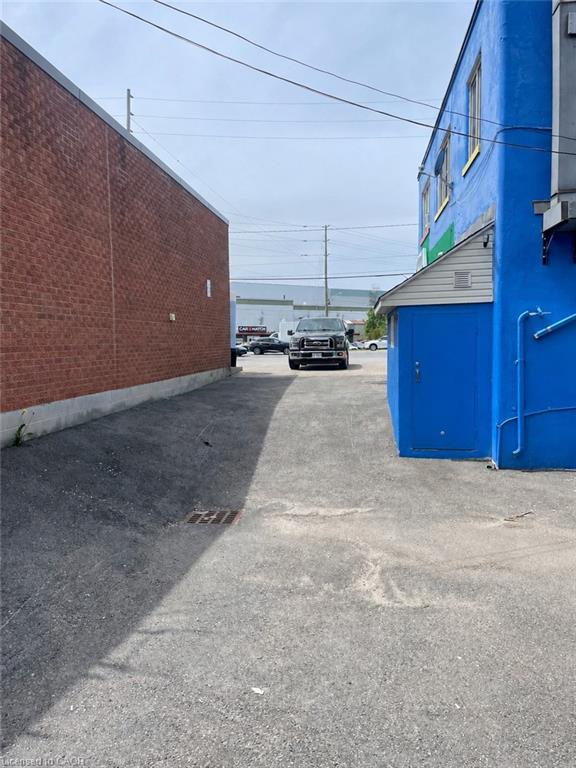 105-105 Hespeler Road Property Photo 2