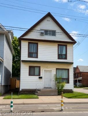 518 Cannon Street E Property Photo 1