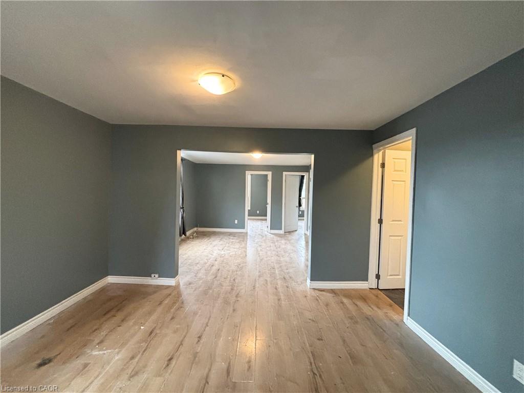 518 Cannon Street E Property Photo 17