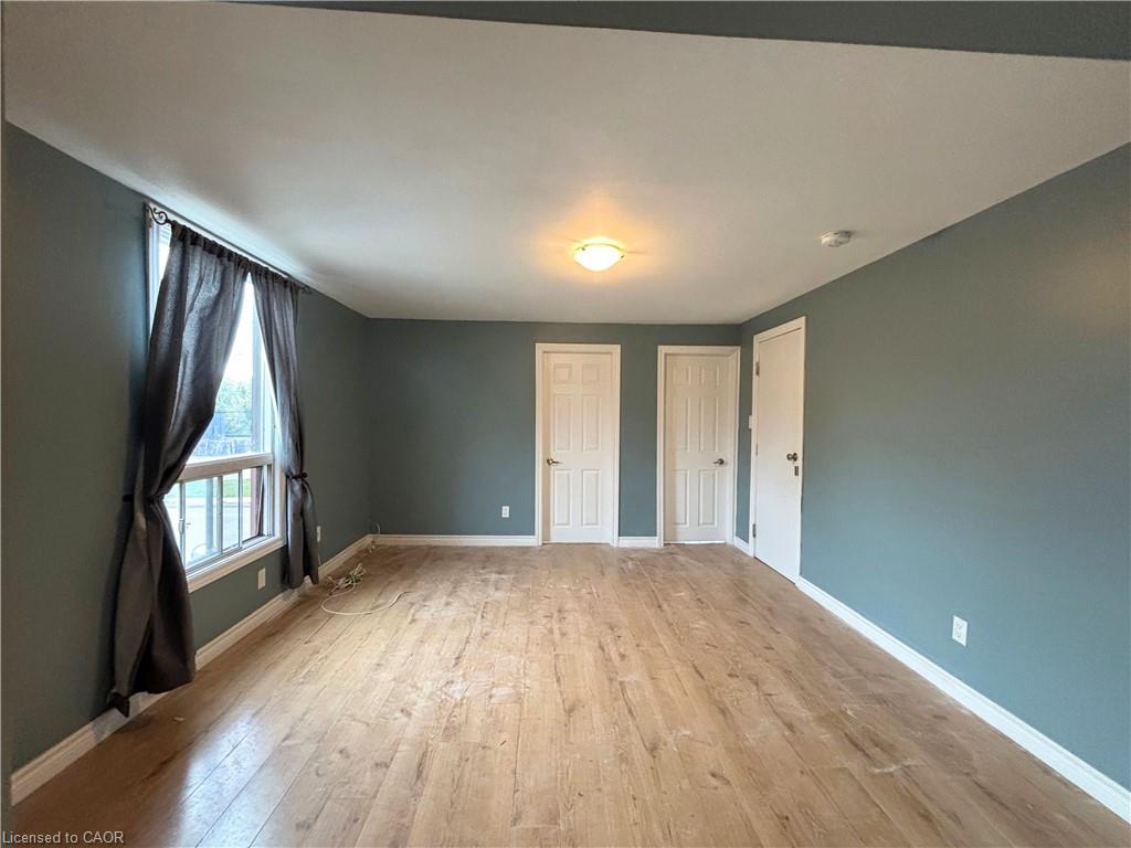 518 Cannon Street E Property Photo 18
