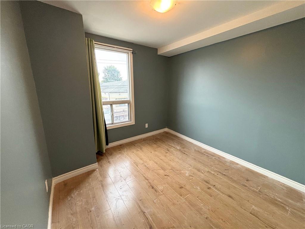 518 Cannon Street E Property Photo 20
