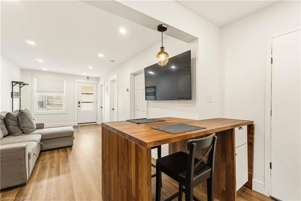27 Edinburgh Avenue Property Photo 7