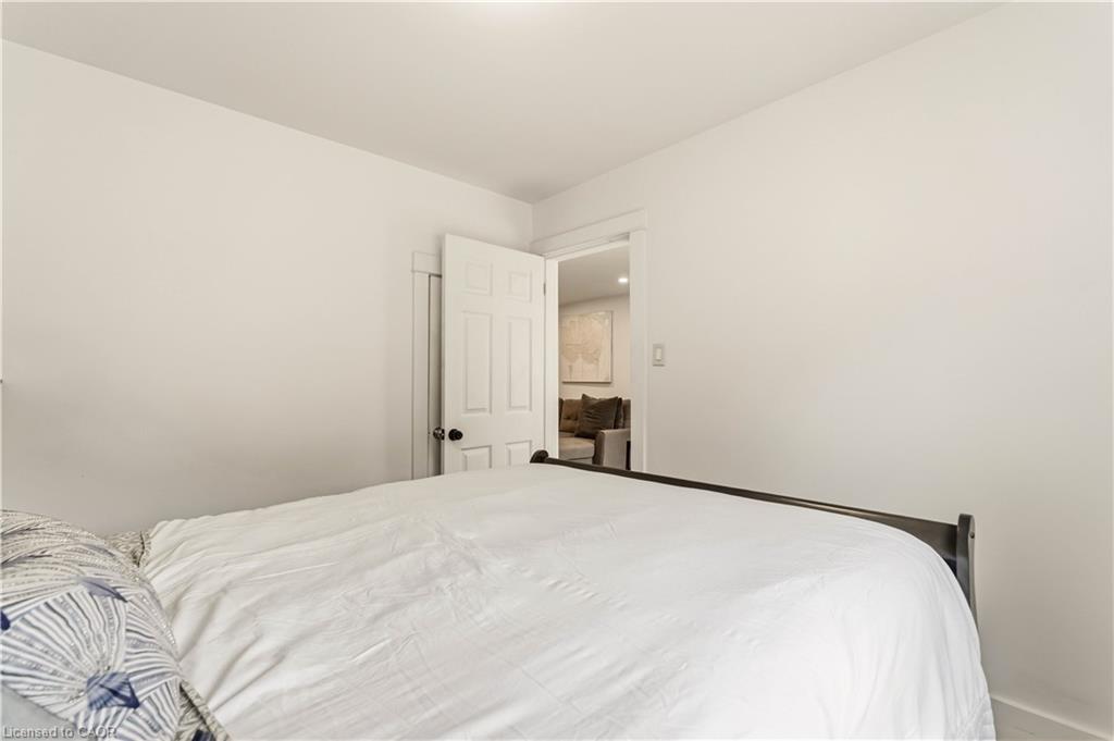 27 Edinburgh Avenue Property Photo 12