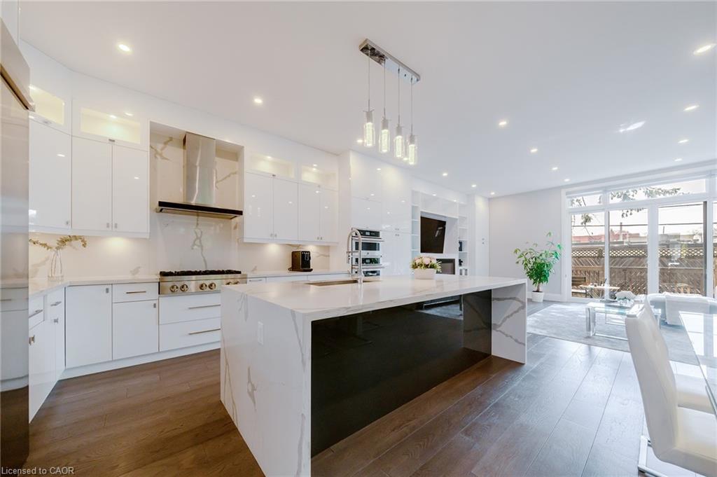 25a Tecumseth Avenue Property Photo 6