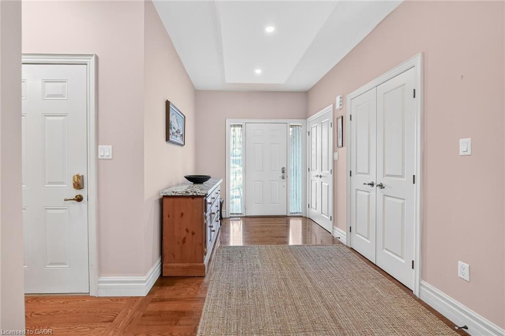 353 Station Street Property Photo 6