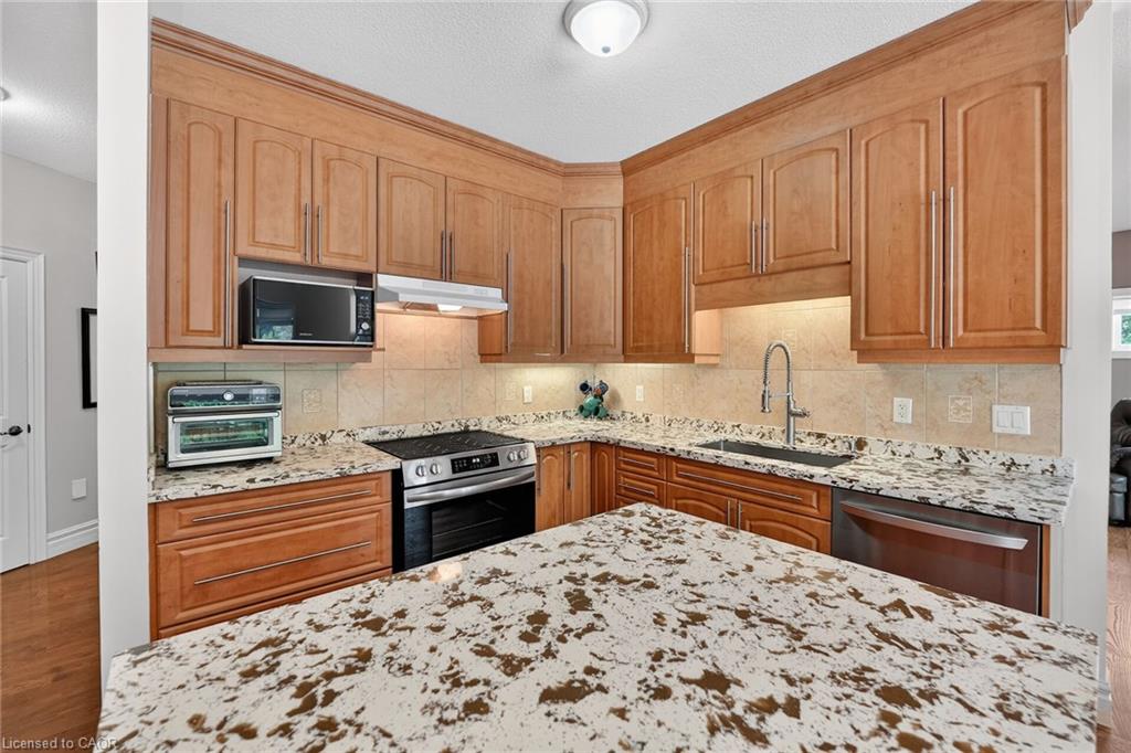 353 Station Street Property Photo 15