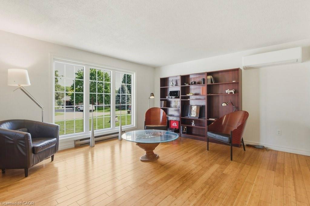 5 Cedar Court Property Photo 2