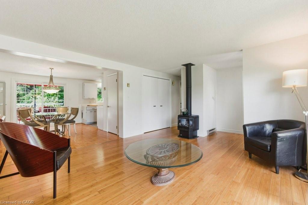 5 Cedar Court Property Photo 4