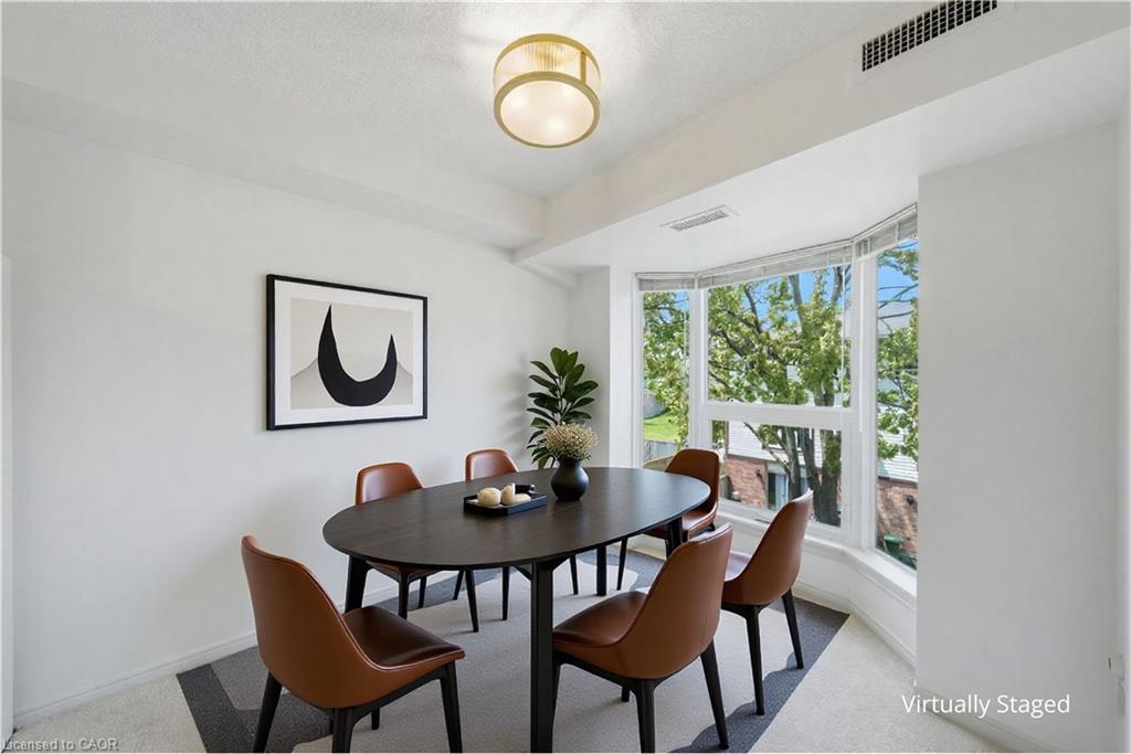 303-416 Limeridge Road E Property Photo 12
