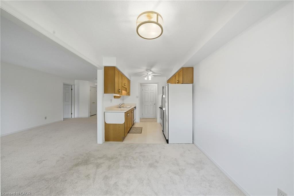 303-416 Limeridge Road E Property Photo 13