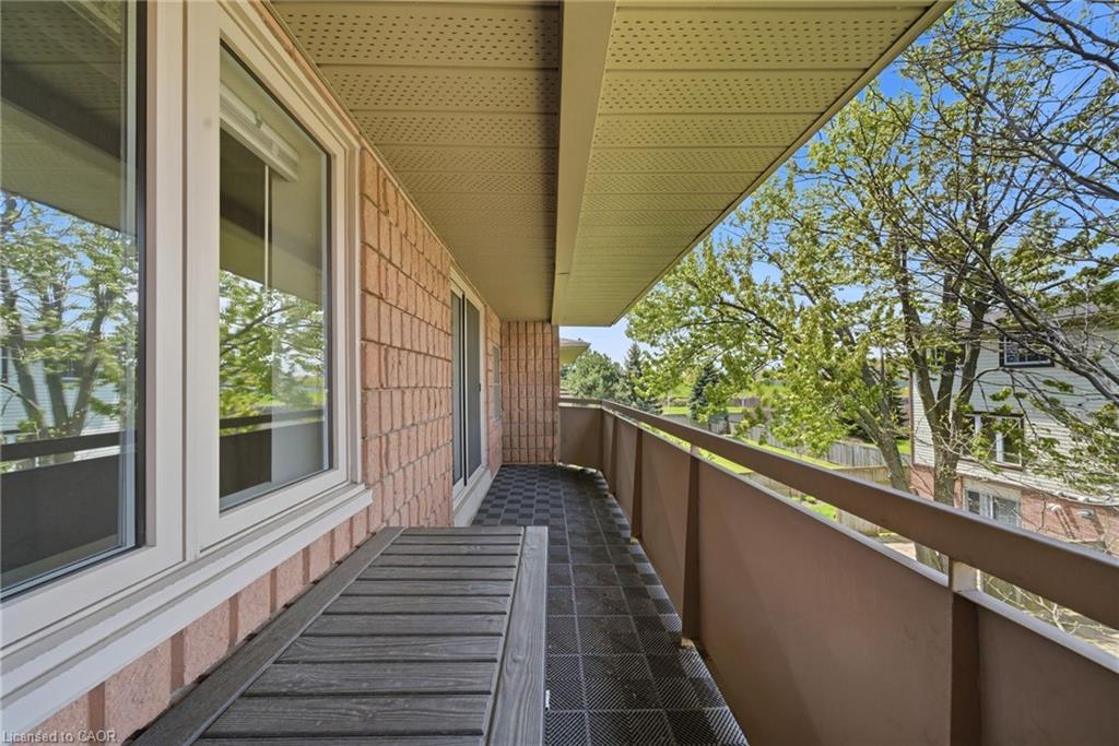 303-416 Limeridge Road E Property Photo 25