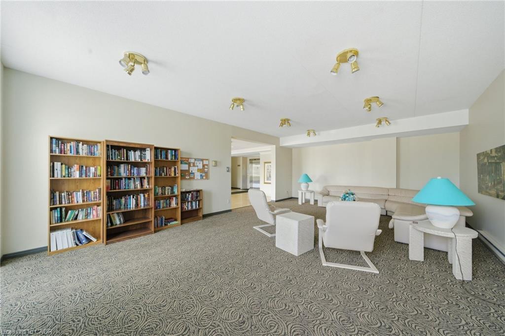303-416 Limeridge Road E Property Photo 29