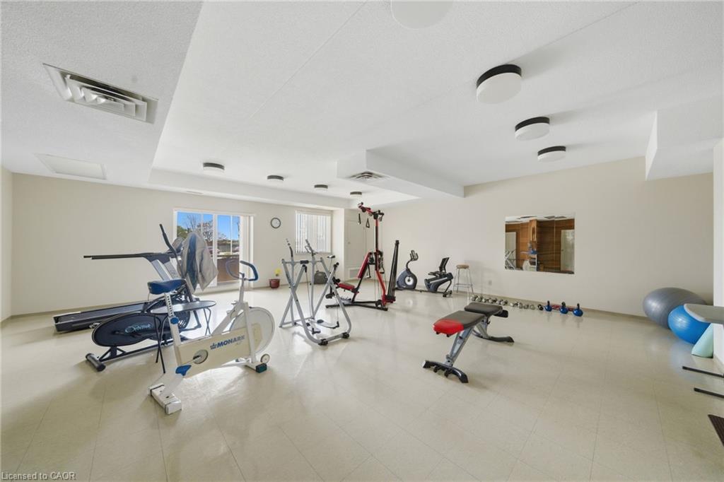 303-416 Limeridge Road E Property Photo 31