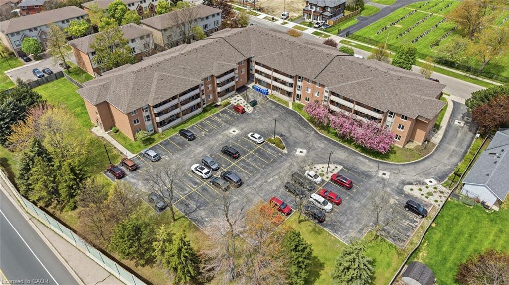 303-416 Limeridge Road E Property Photo 34
