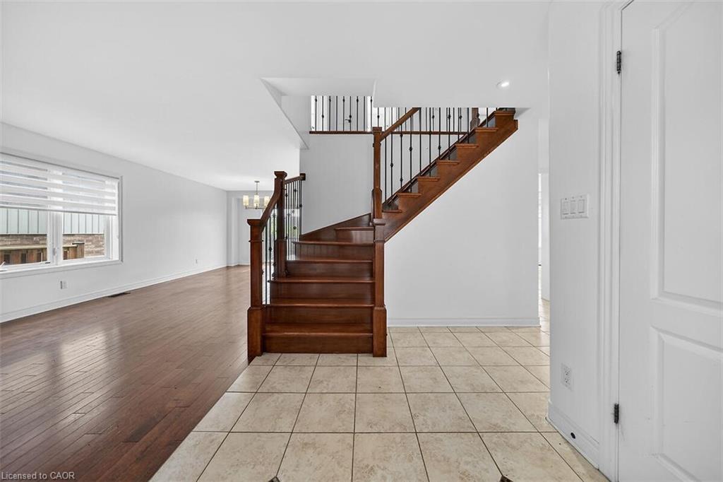 9128 Hendershot Boulevard Property Photo 5
