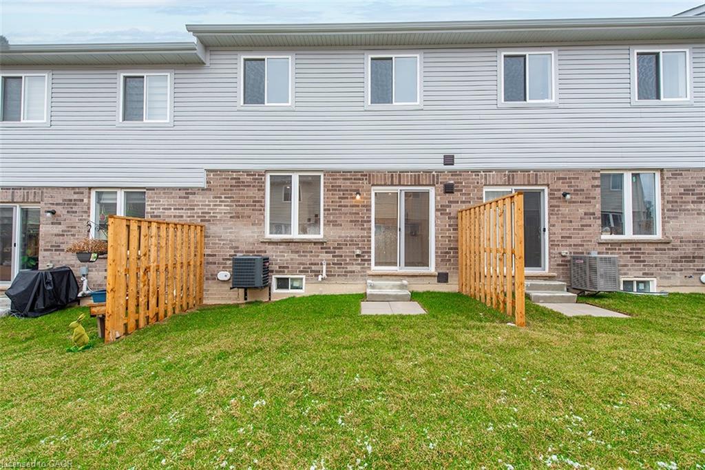 15 Linden Park Lane Property Photo 5