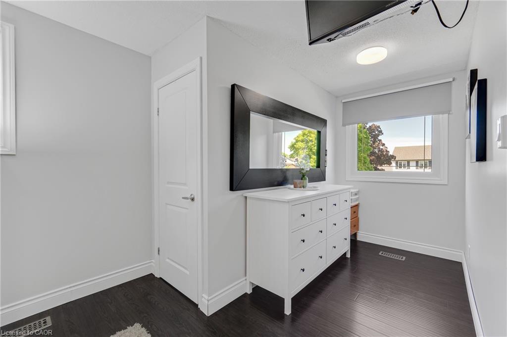 206 Athenia Drive Property Photo 26