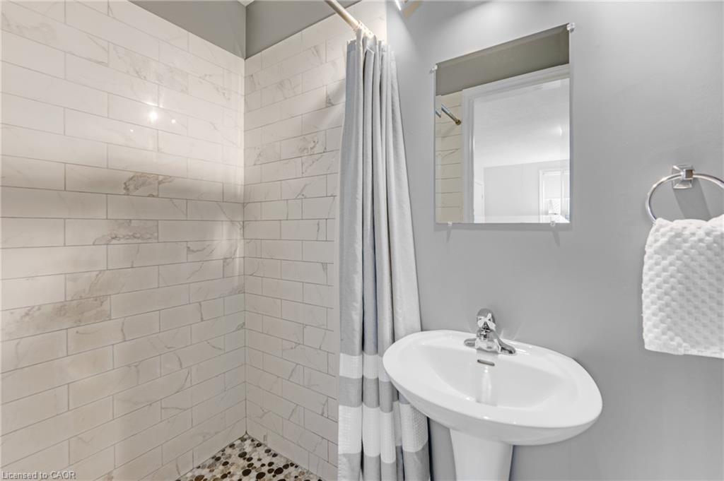 206 Athenia Drive Property Photo 27