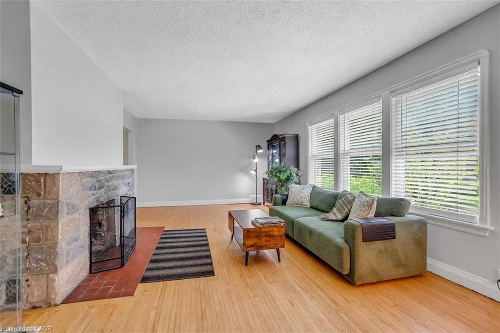 11 Ben Machree Drive Property Photo 10