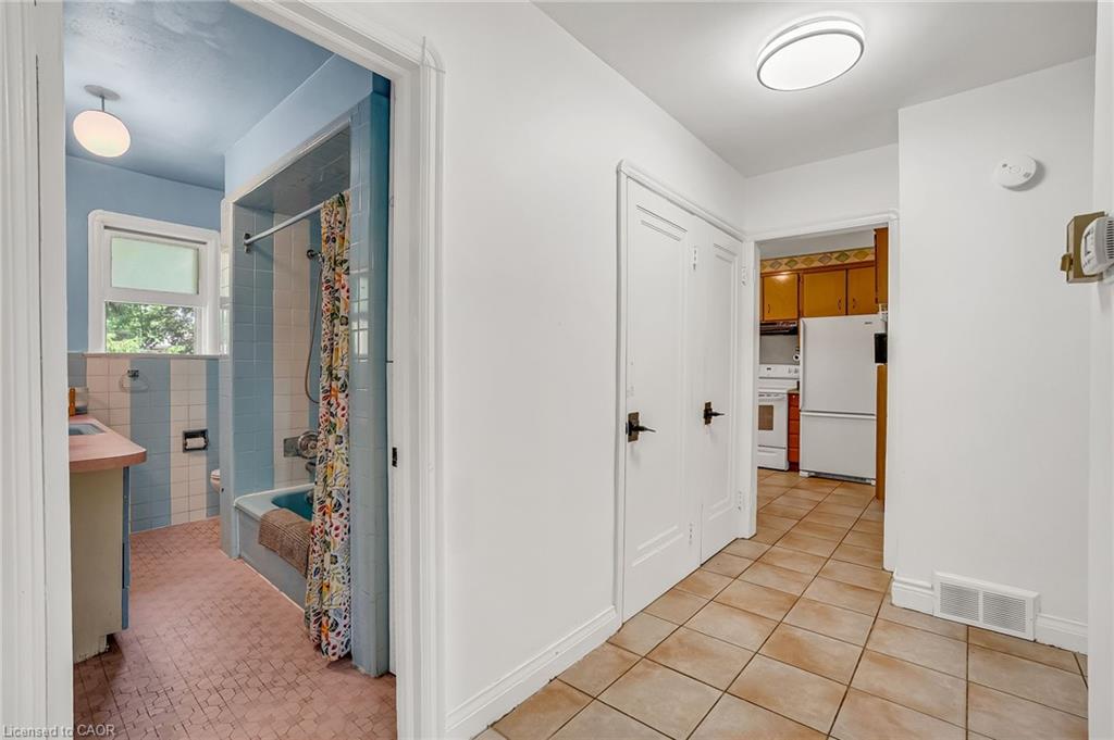 11 Ben Machree Drive Property Photo 17