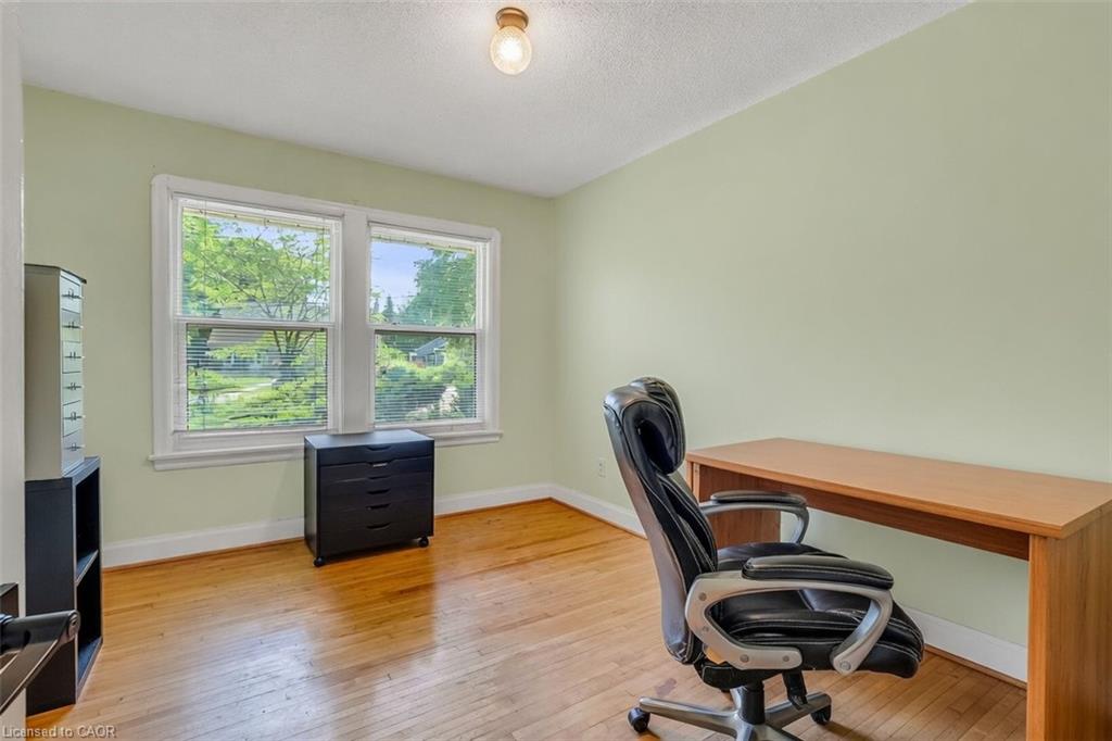 11 Ben Machree Drive Property Photo 24