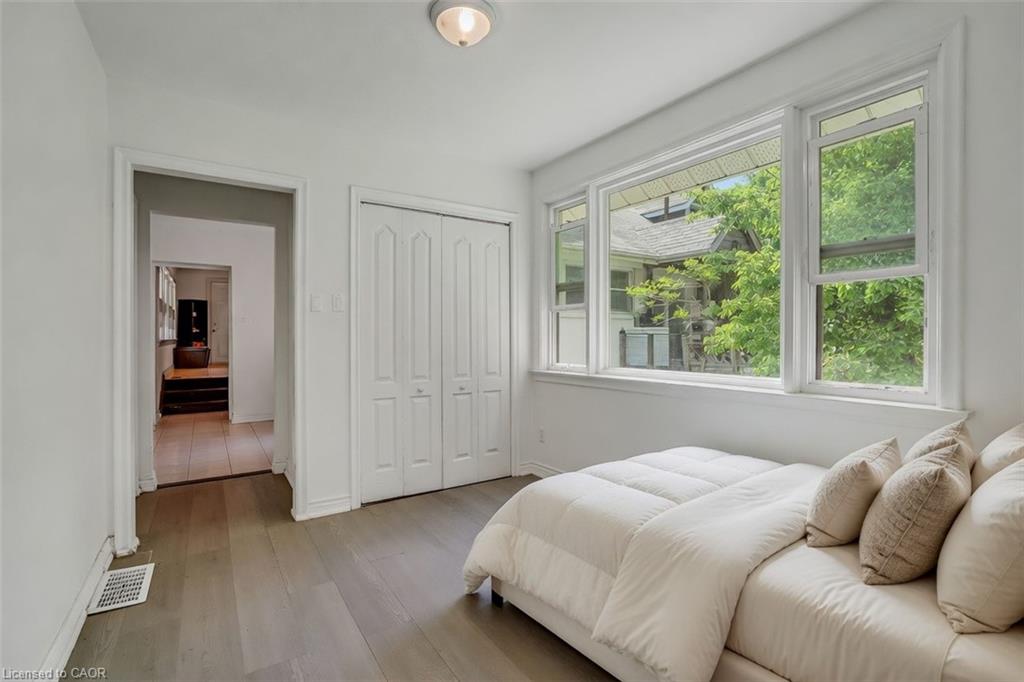11 Ben Machree Drive Property Photo 29