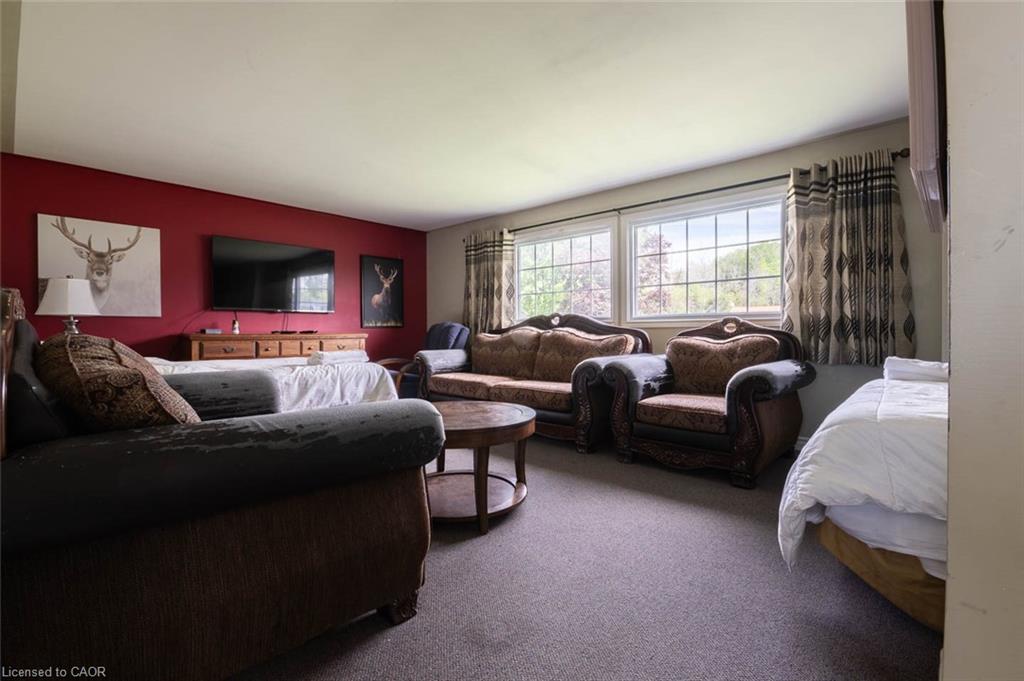 276 Dundas Street E Property Photo 11