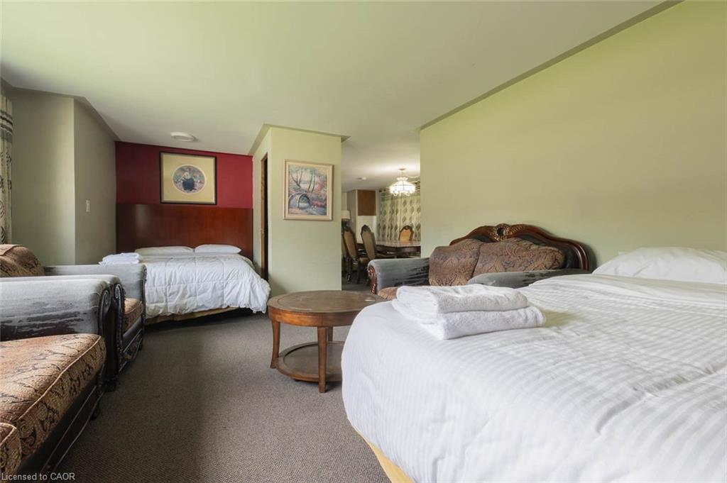 276 Dundas Street E Property Photo 12