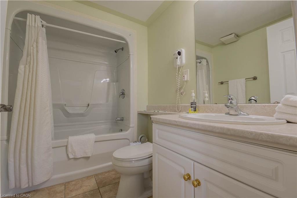 276 Dundas Street E Property Photo 14