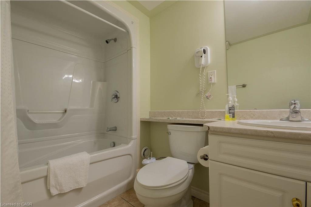 276 Dundas Street E Property Photo 15