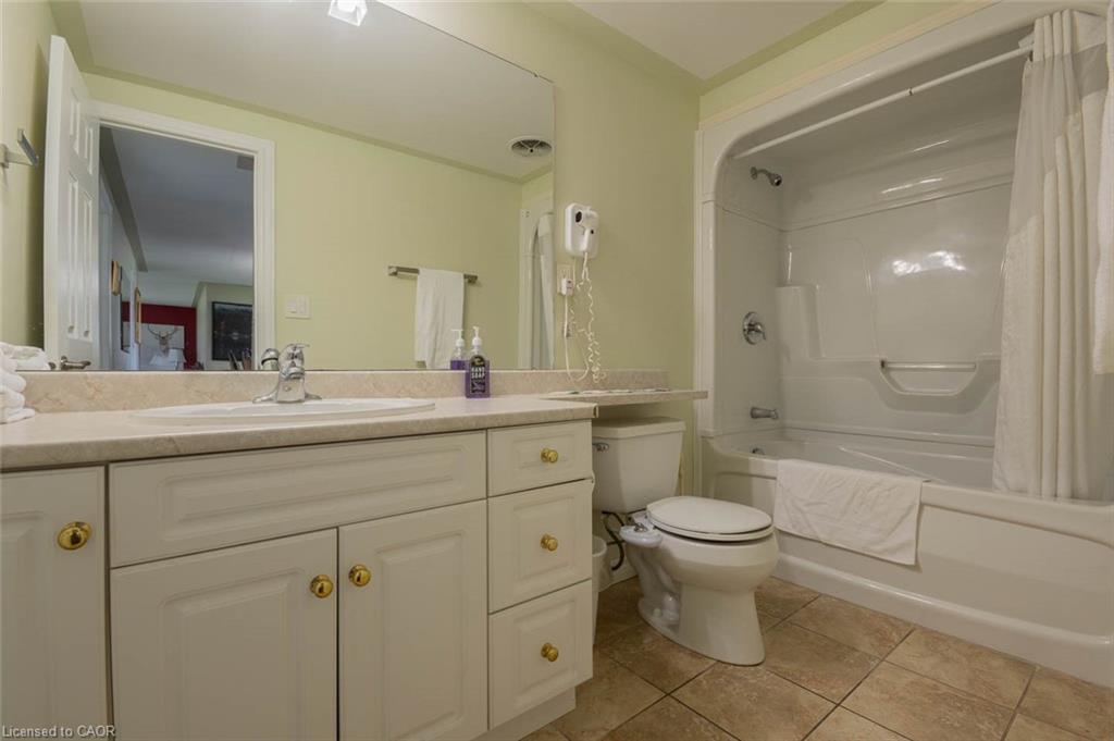 276 Dundas Street E Property Photo 18