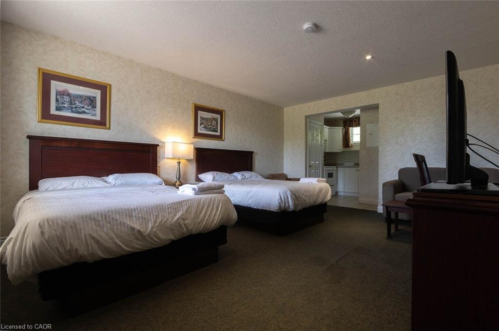 276 Dundas Street E Property Photo 24