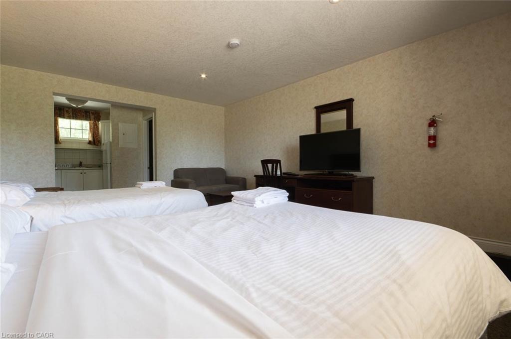 276 Dundas Street E Property Photo 26