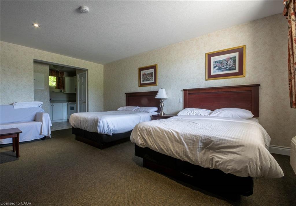 276 Dundas Street E Property Photo 32