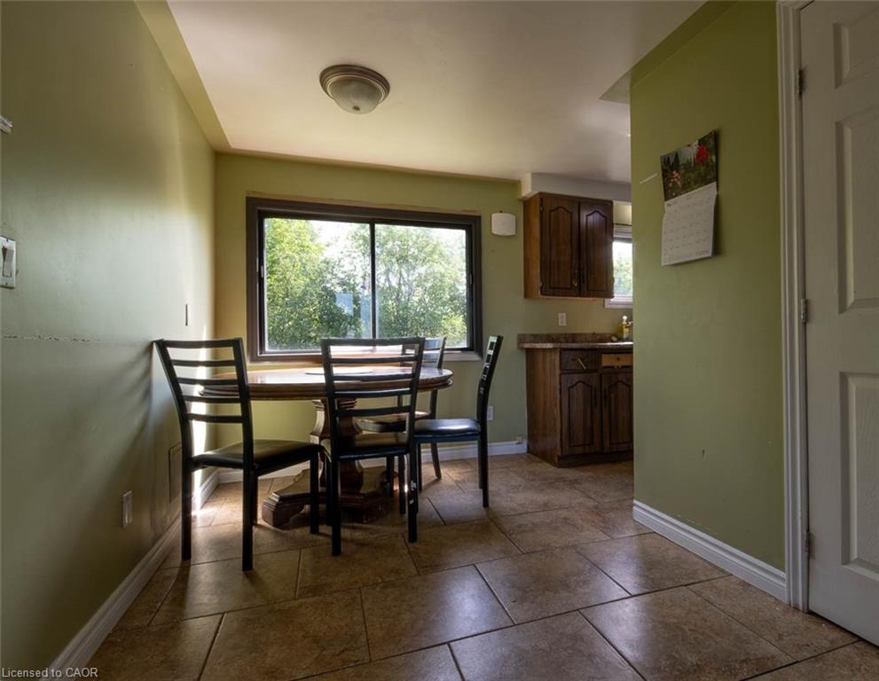 276 Dundas Street E Property Photo 39