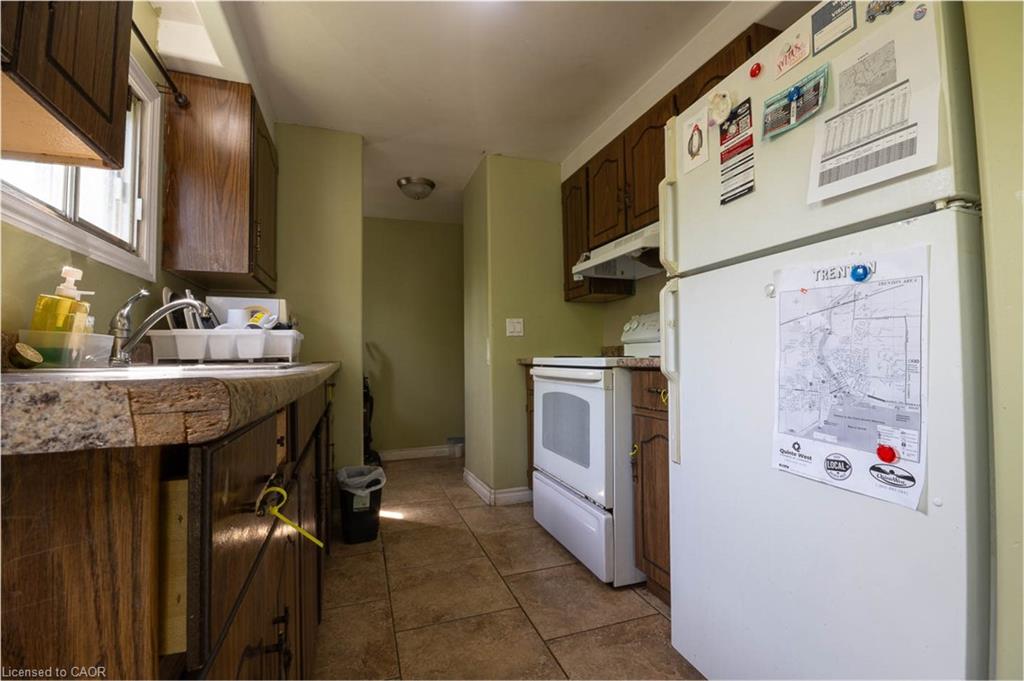 276 Dundas Street E Property Photo 43