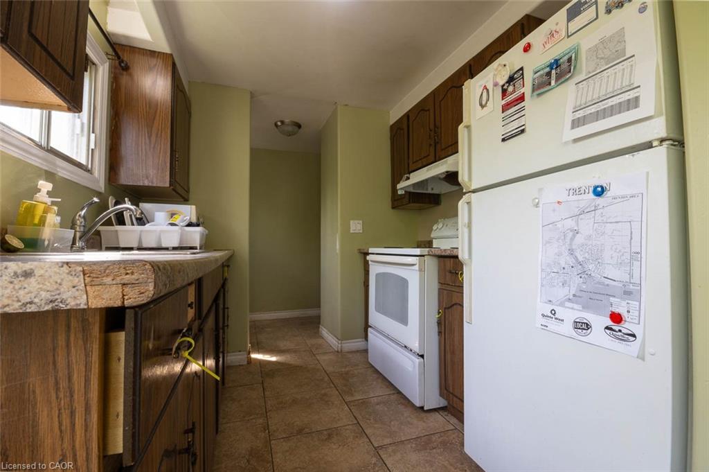 276 Dundas Street E Property Photo 44