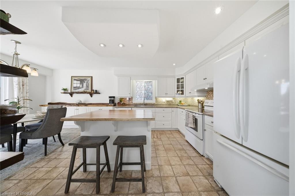 18 Bricker Court Property Photo 8