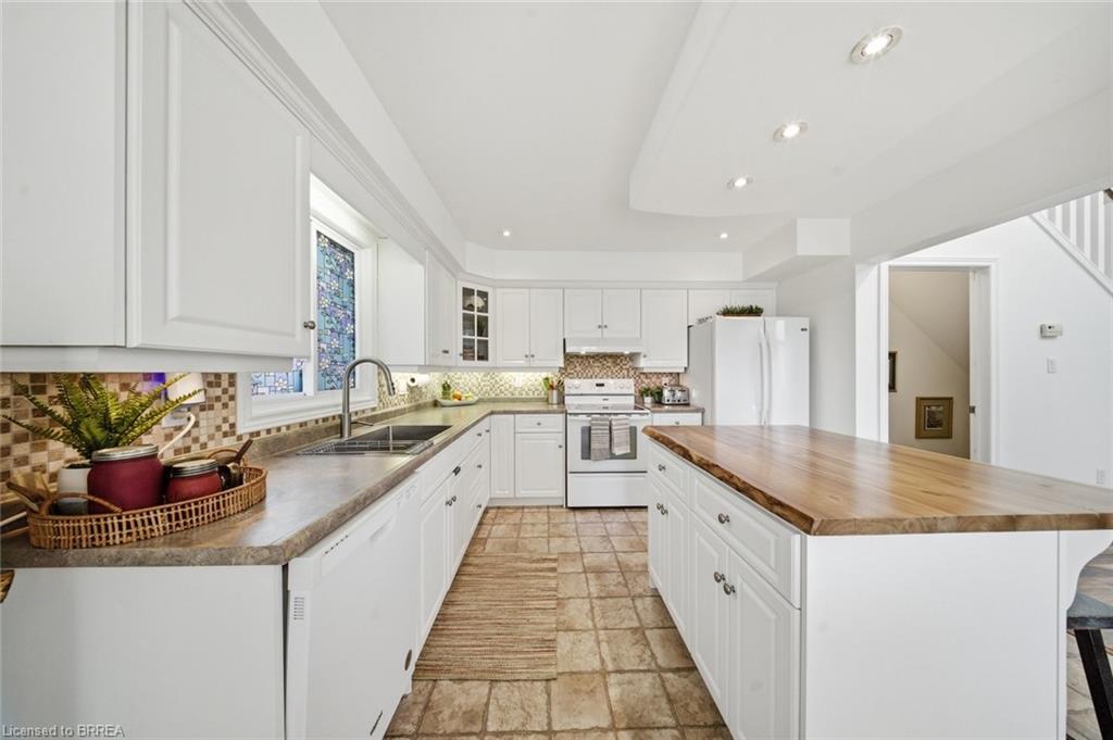 18 Bricker Court Property Photo 10