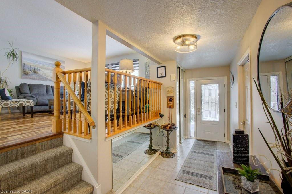 145 Parkside Street W Property Photo 3