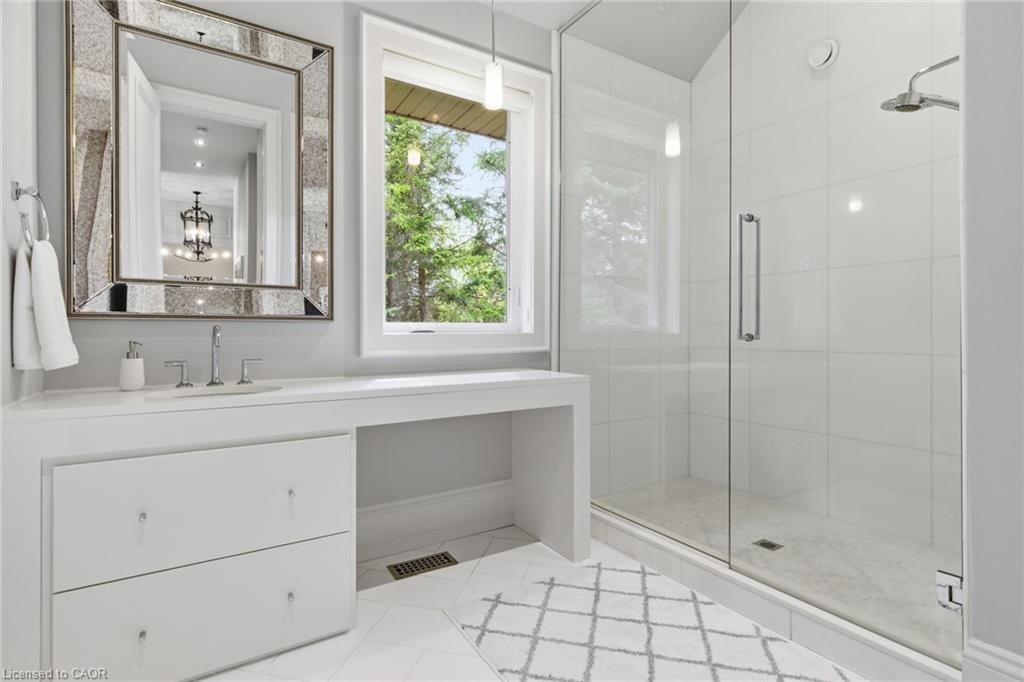 54 Bridle Path Property Photo 23