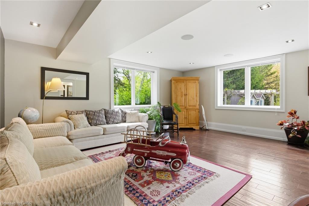 54 Bridle Path Property Photo 33