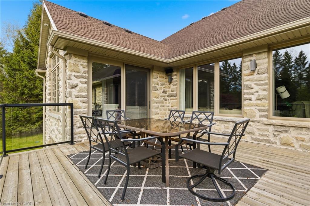 54 Bridle Path Property Photo 35