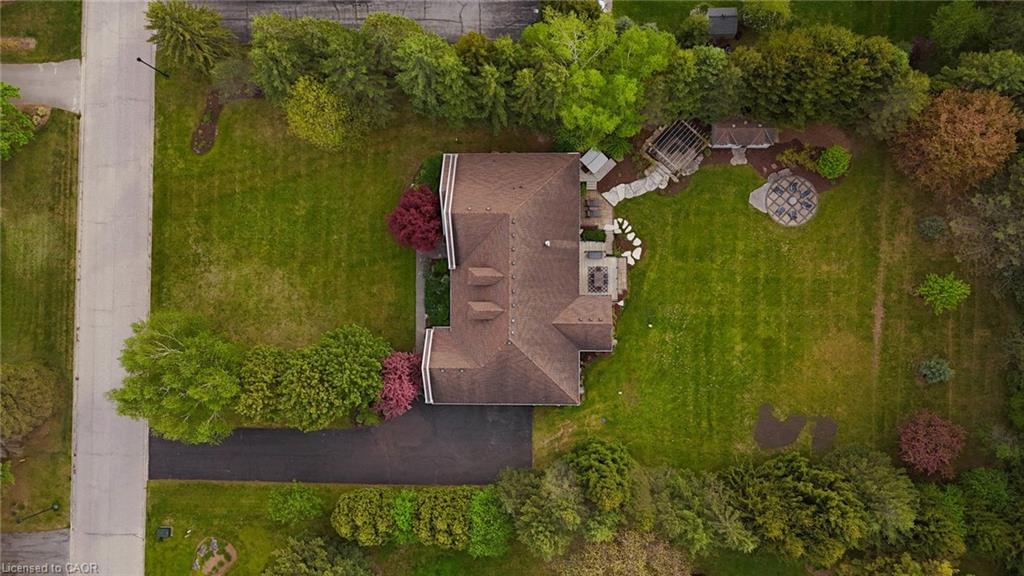 54 Bridle Path Property Photo 43