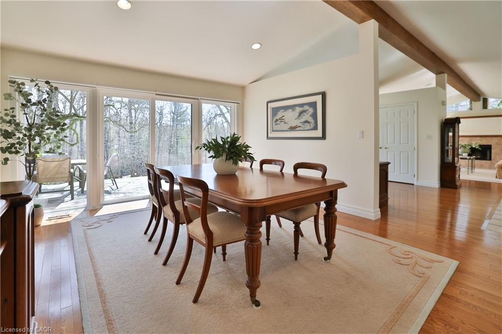 1066 Stockwell Avenue Property Photo 11