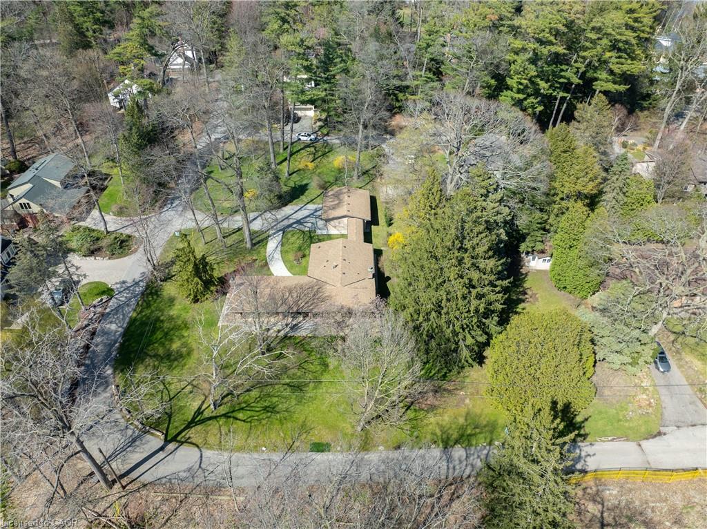 1066 Stockwell Avenue Property Photo 33