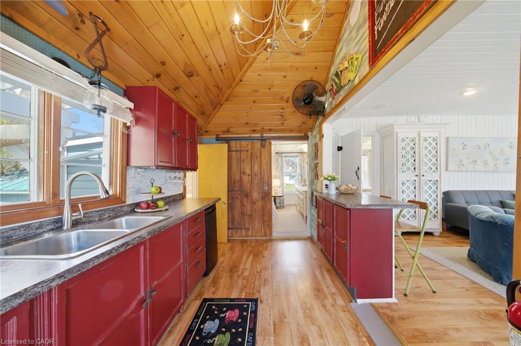 12235 Lakeshore Road Property Photo 4