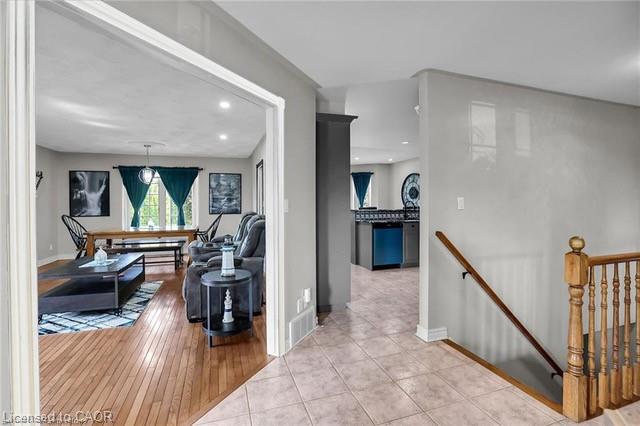 975 Foss Road Property Photo 7